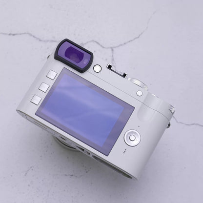 [Pre-owned] Leica Q2 "Ghost" by Hodinkee — Limited Edition, Boxed