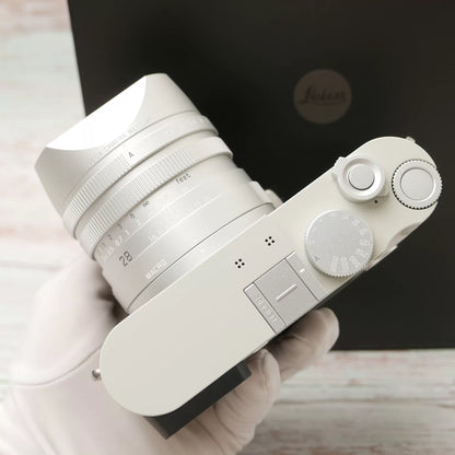 [Pre-owned] Leica Q2 "Ghost" by Hodinkee — White Limited Edition