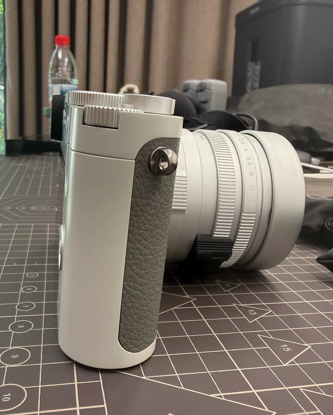 [Unused] Leica Q2 "Ghost" by Hodinkee — Full Set with Extras