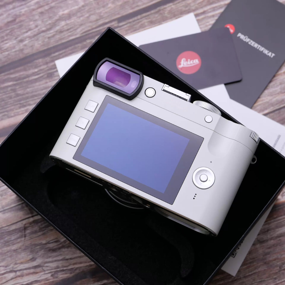 [Pre-owned] Leica Q2 "Ghost" by Hodinkee — Limited Edition, Boxed