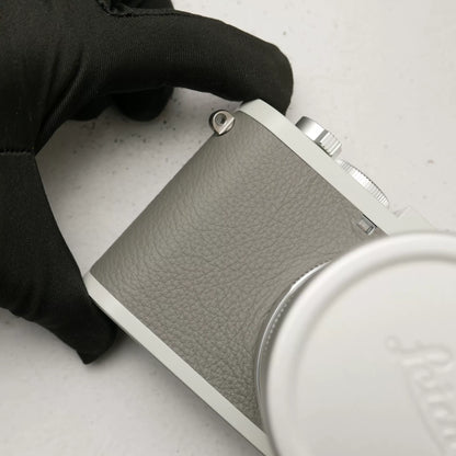 [Pre-owned] Leica Q2 "Ghost" by Hodinkee — Limited Edition with Box