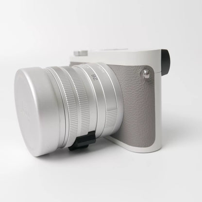 [Pre-owned] Leica Q2 "Ghost" by Hodinkee — Limited Edition with Box
