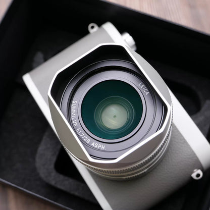 [Pre-owned] Leica Q2 "Ghost" by Hodinkee — Limited Edition, Boxed