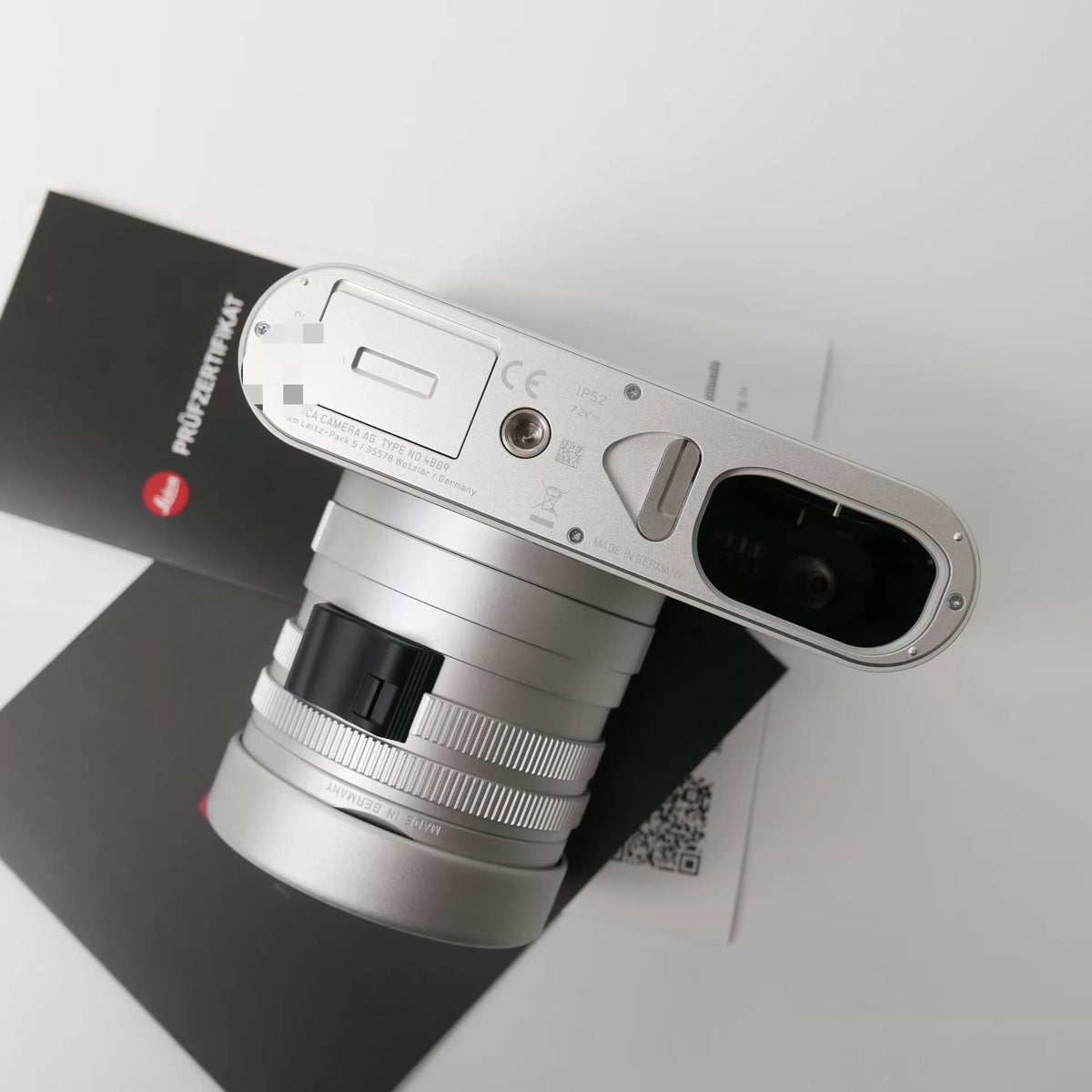 [Pre-owned] Leica Q2 "Ghost" by Hodinkee — Limited Edition with Box