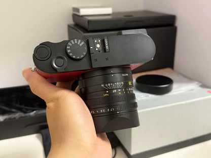 [Pre-owned] Leica Q2 (Typ 4889) — Burgundy Red with Box