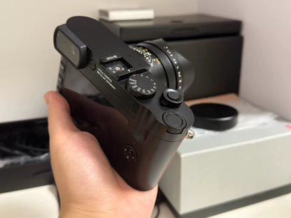 [Pre-owned] Leica Q2 (Typ 4889) — Burgundy Red with Box