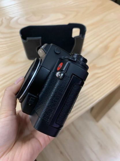 [Pre-owned] Leica R7 — Body Only, Made in Germany