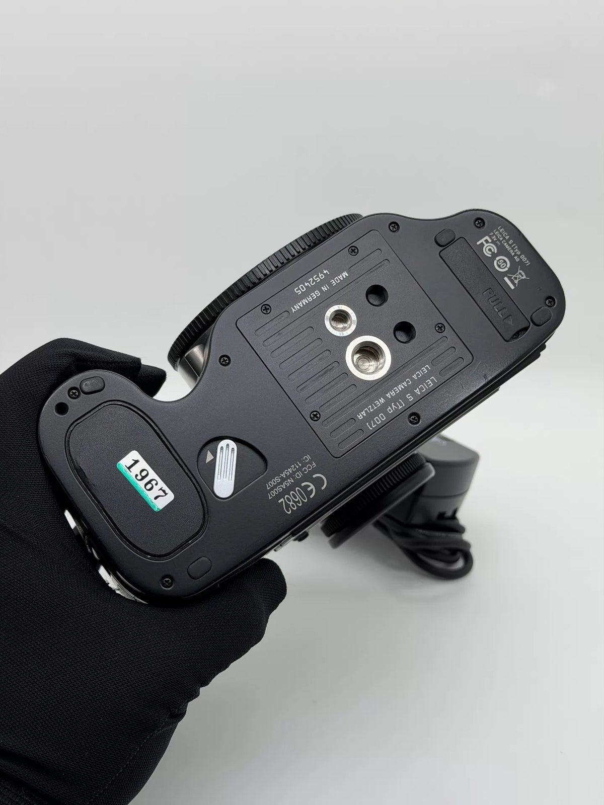 [Pre-owned] Leica S (Typ 007) — Body with Charger, No Battery