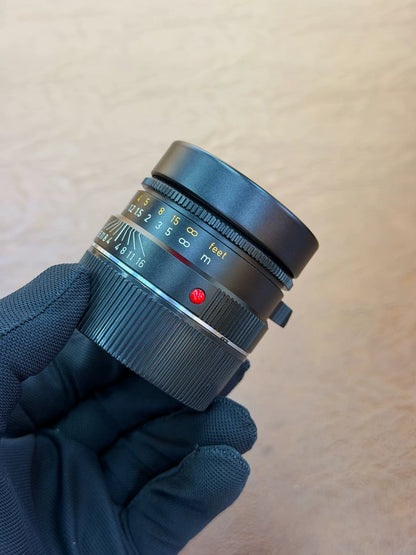 [Pre-owned] Leica Summarit-M 50mm f/2.5 (11644) — Black, No Box