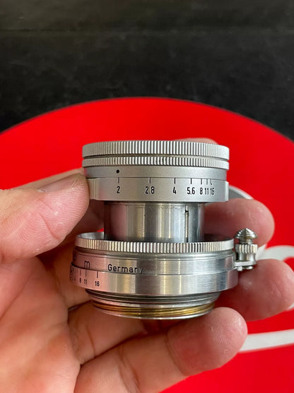 [Pre-owned] Leica Summicron 5cm f/2 — Collapsible, L39 Screw Mount