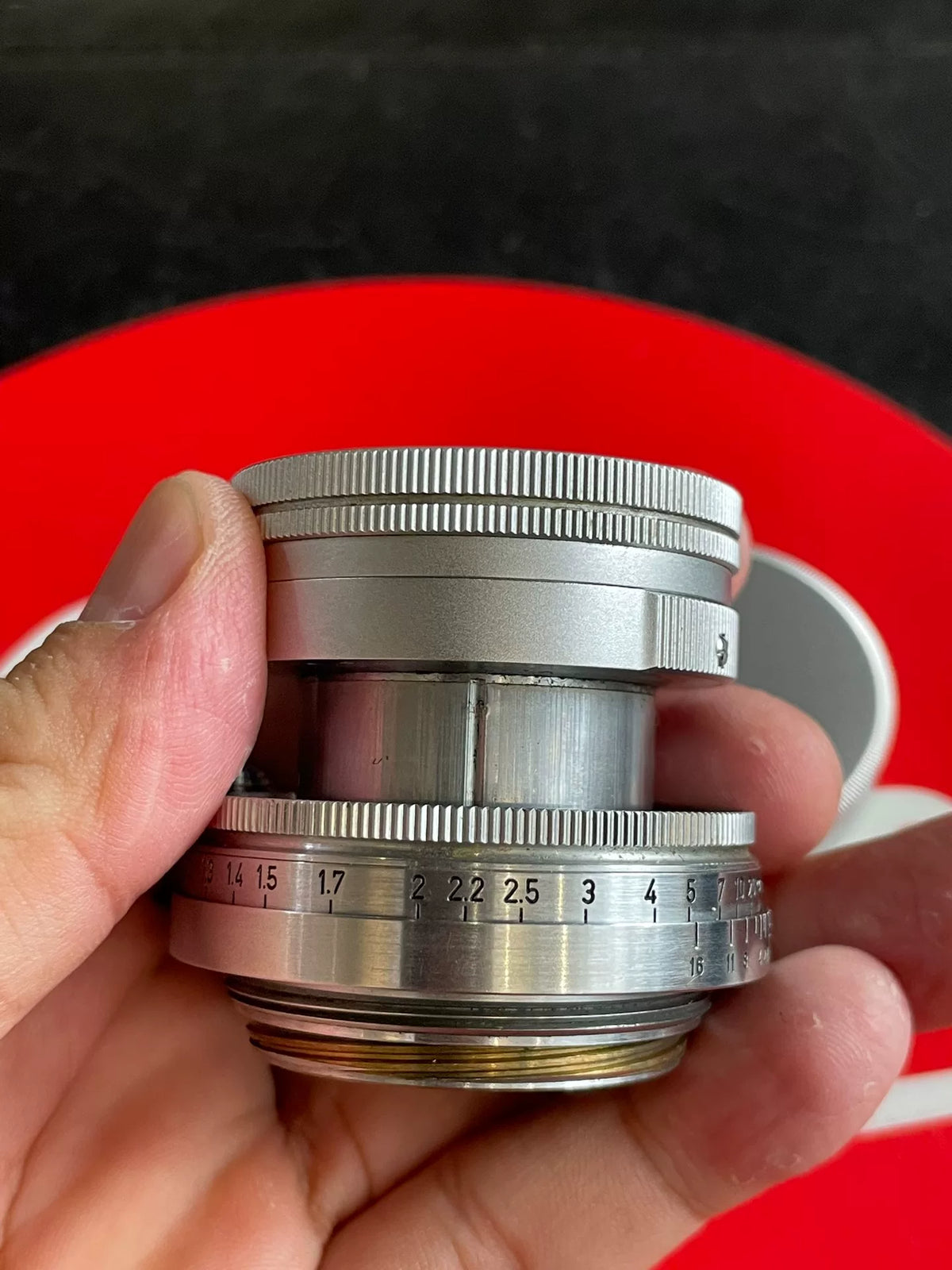 [Pre-owned] Leica Summicron 5cm f/2 — Collapsible, L39 Screw Mount