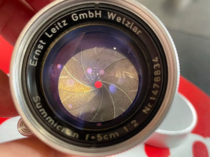 [Pre-owned] Leica Summicron 5cm f/2 — Collapsible, L39 Screw Mount