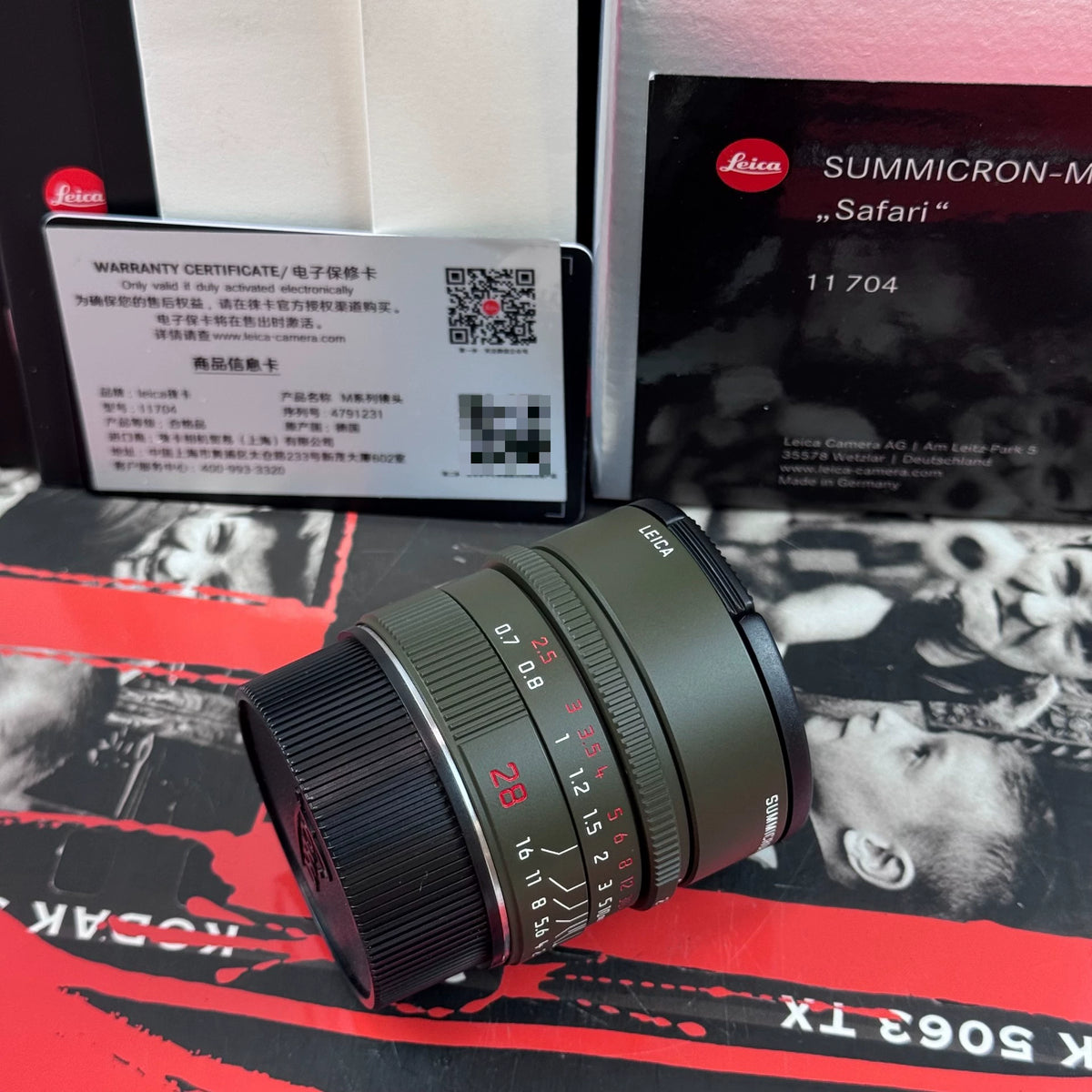[Pre-owned] Leica Summicron-M 28mm f/2 ASPH — Safari Edition, Boxed