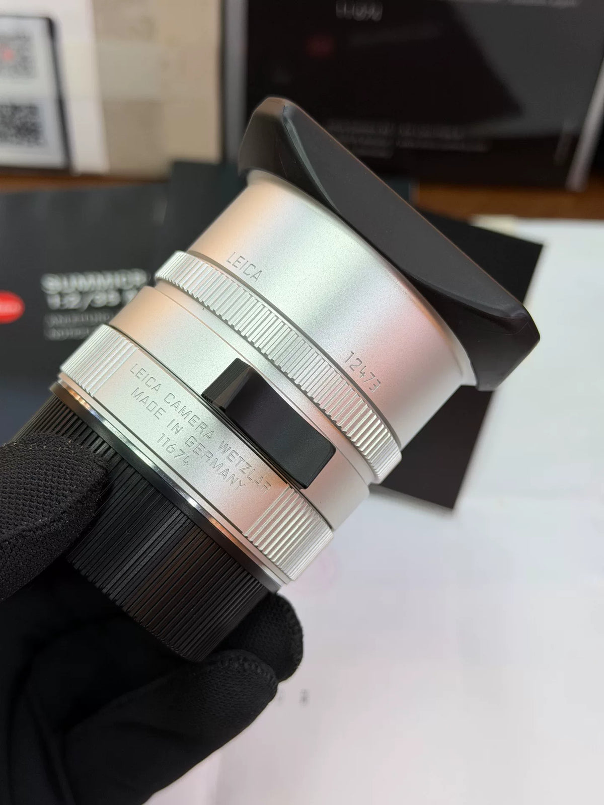[Unused] Leica Summicron-M 35mm f/2 ASPH Silver (11674) — Complete with Box