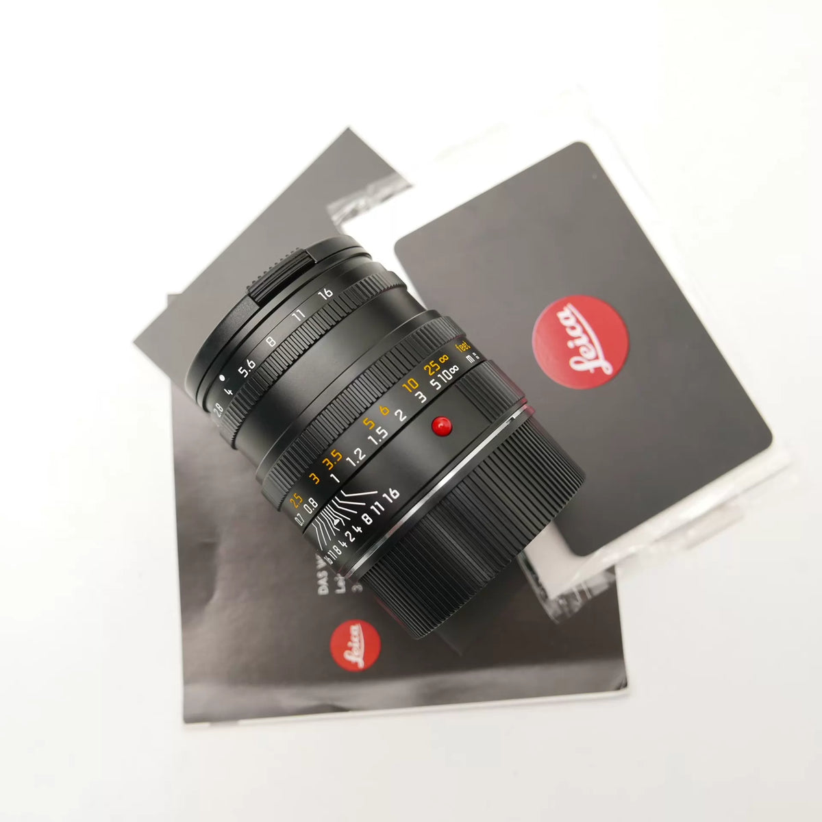 [Pre-owned] Leica Summicron-M 50mm f/2 Black (11826) — Boxed with Case