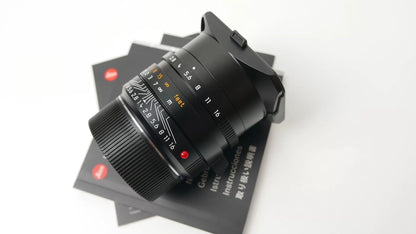 [Pre-owned] Leica Summilux-M 35mm f/1.4 ASPH Black (11663) — Boxed with Hood and Case