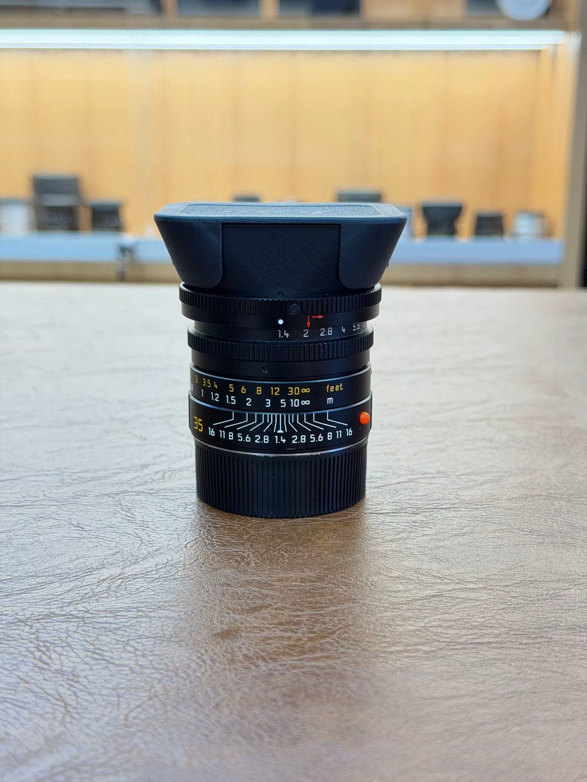 [Pre-owned] Leica Summilux-M 35mm f/1.4 ASPH (11874) — Black, Pre-FLE, 6-Bit
