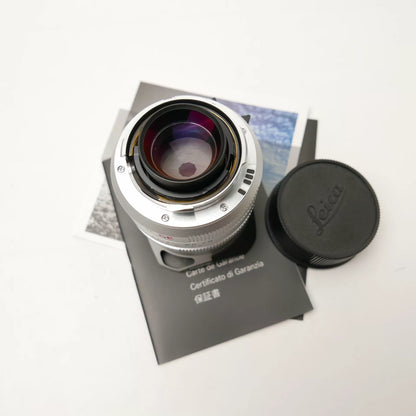 [Pre-owned] Leica Summilux-M 35mm f/1.4 ASPH Silver (11675) — Boxed with Hood and Case
