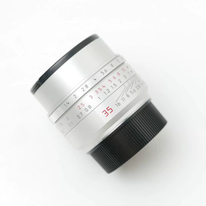 [Pre-owned] Leica Summilux-M 35mm f/1.4 ASPH Silver (11727) — Close-Focus Version, Boxed