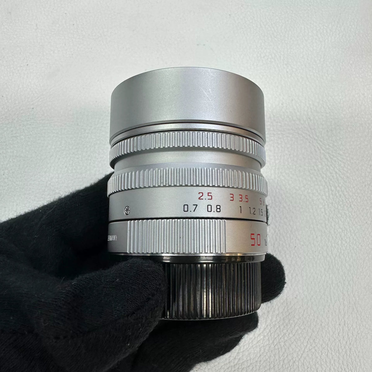 [Pre-owned] Leica Summilux-M 50mm f/1.4 ASPH Silver (11892) — with Box