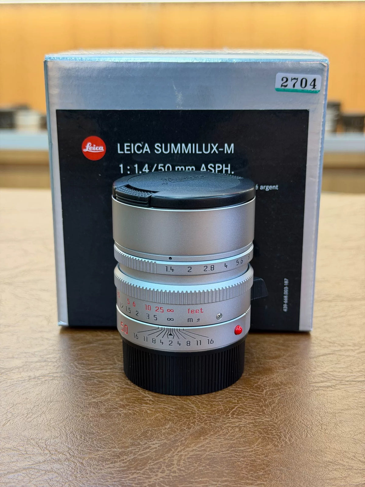 [Pre-owned] Leica Summilux-M 50mm f/1.4 ASPH Silver Chrome (11892) — with Box