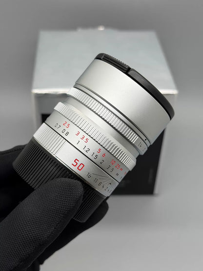 [Pre-owned] Leica Summilux-M 50mm f/1.4 ASPH Silver Chrome (11892) — with Box