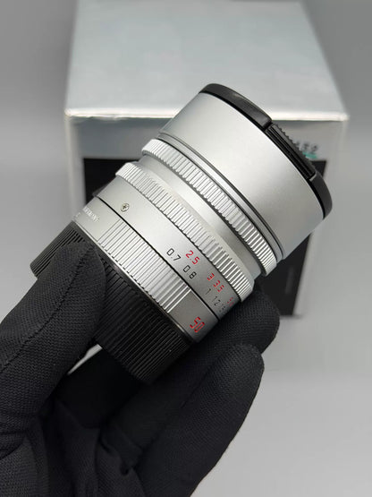 [Pre-owned] Leica Summilux-M 50mm f/1.4 ASPH Silver Chrome (11892) — with Box