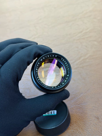 [Pre-owned] Leica Summilux-M 50mm f/1.4 E43 (v2) — Repainted Gloss Black