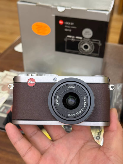 [Unused] Leica X1 BMW Edition — Bordeaux, Complete Packaging