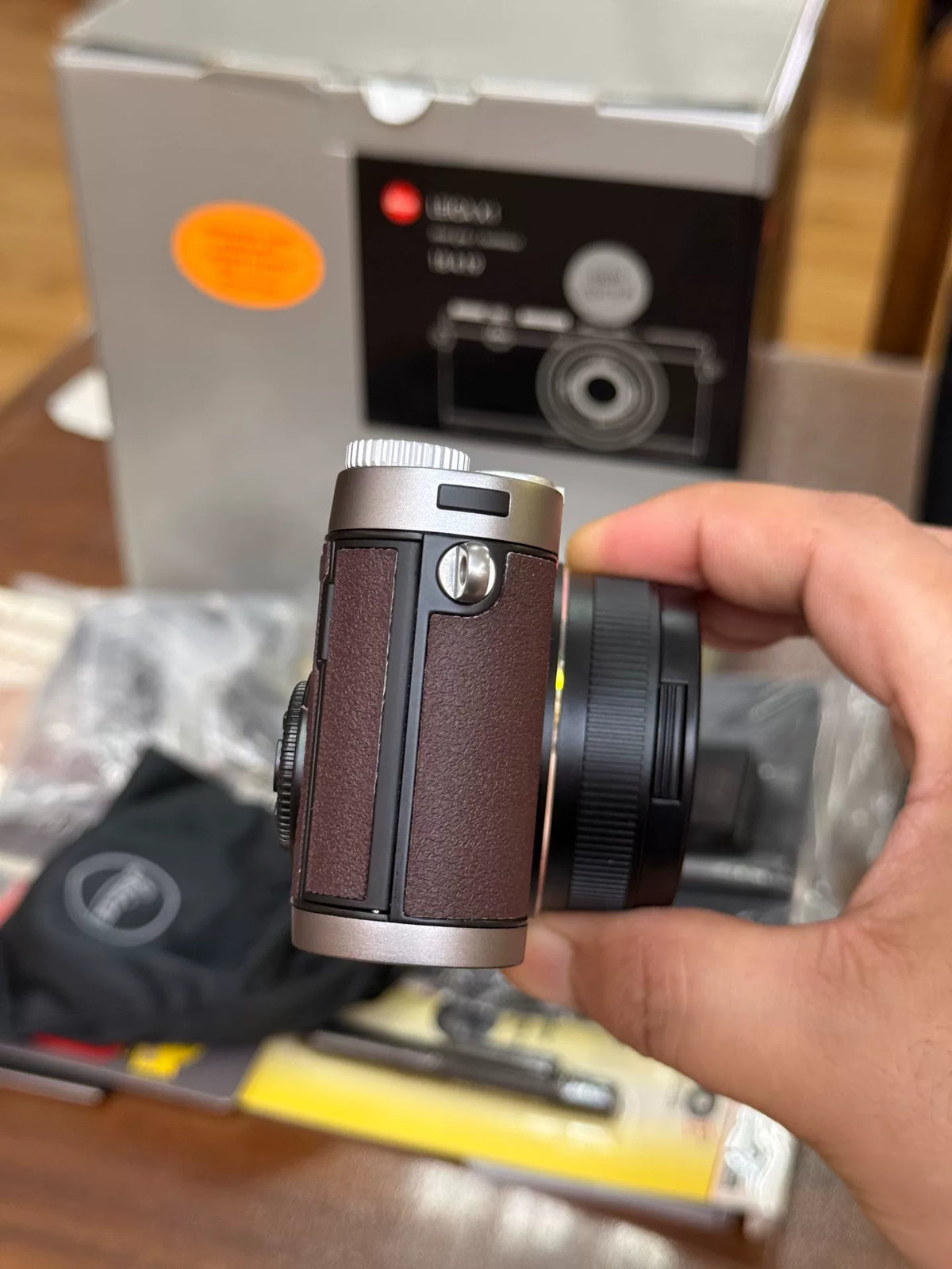[Unused] Leica X1 BMW Edition — Bordeaux, Complete Packaging