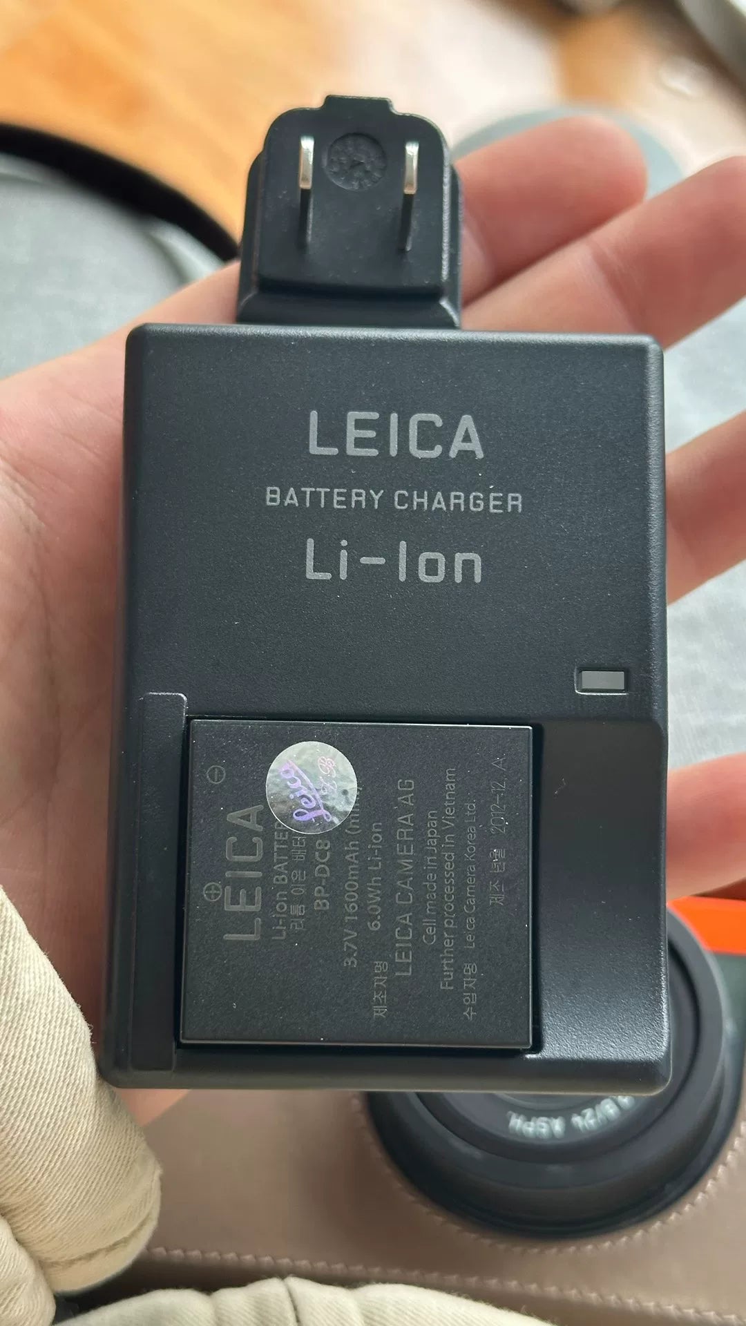 [Pre-owned] Leica X2 — Edition Paul Smith, Limited to 1,500