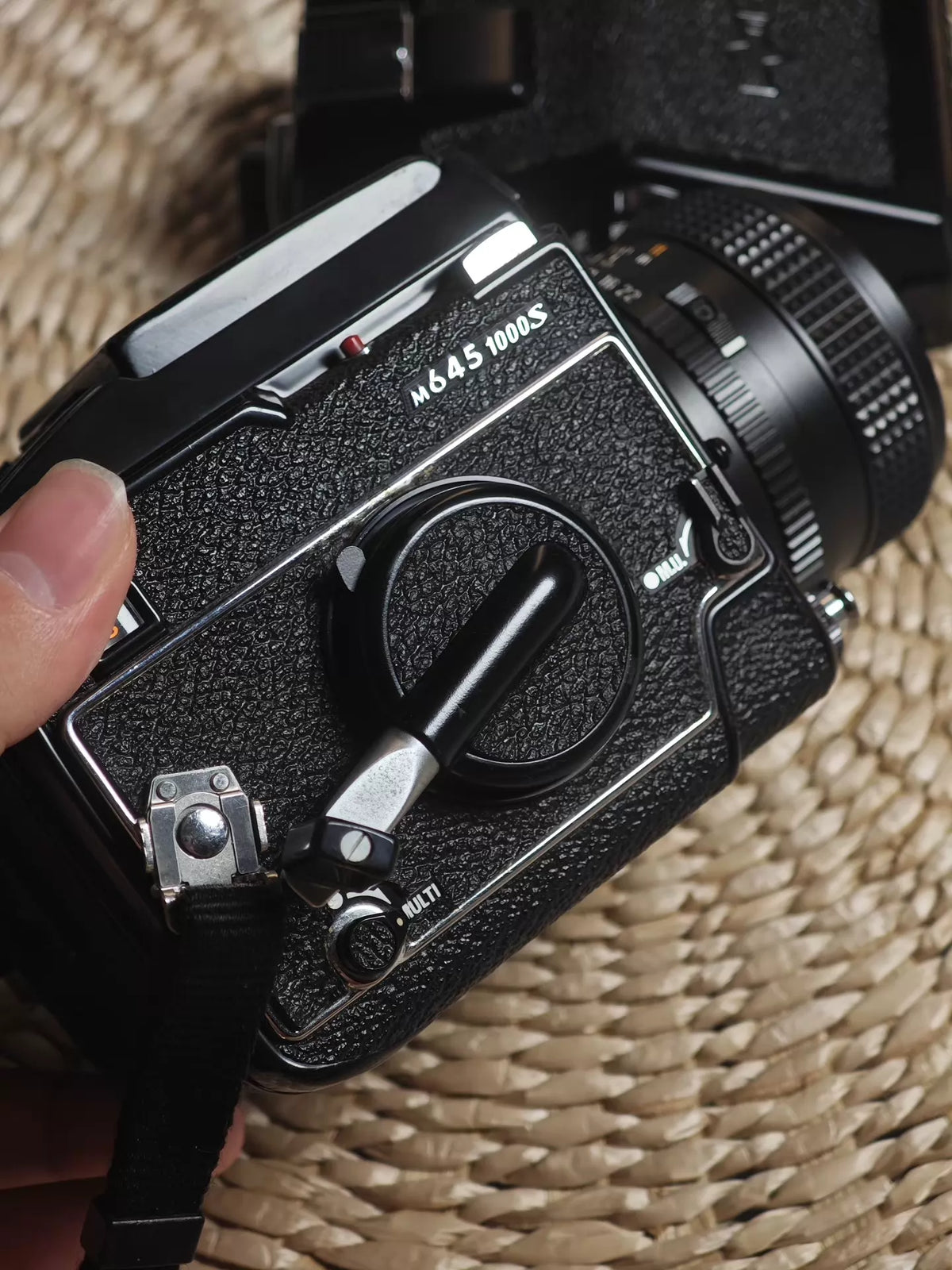 [Pre-owned] Mamiya M645 1000S — with 80mm f/2.8, Waist-Level and Metering Prism