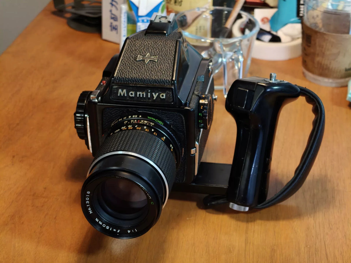 [Pre-owned] Mamiya M645 — with Sekor C 150mm f/4 Lens and Grip