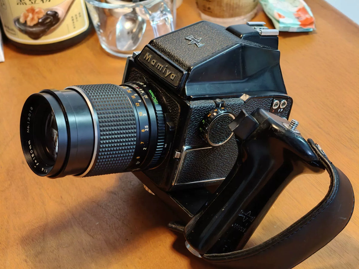 [Pre-owned] Mamiya M645 — with Sekor C 150mm f/4 Lens and Grip