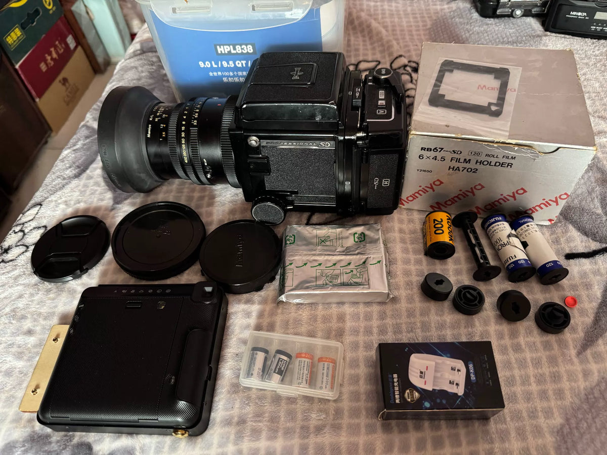 [Pre-owned] Mamiya RB67 Pro SD — with KL 90mm f/3.5, 645 Back and Instant Back