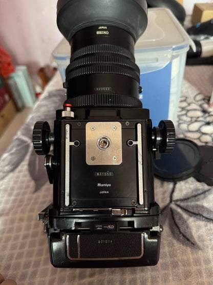 [Pre-owned] Mamiya RB67 Pro SD — with KL 90mm f/3.5, 645 Back and Instant Back