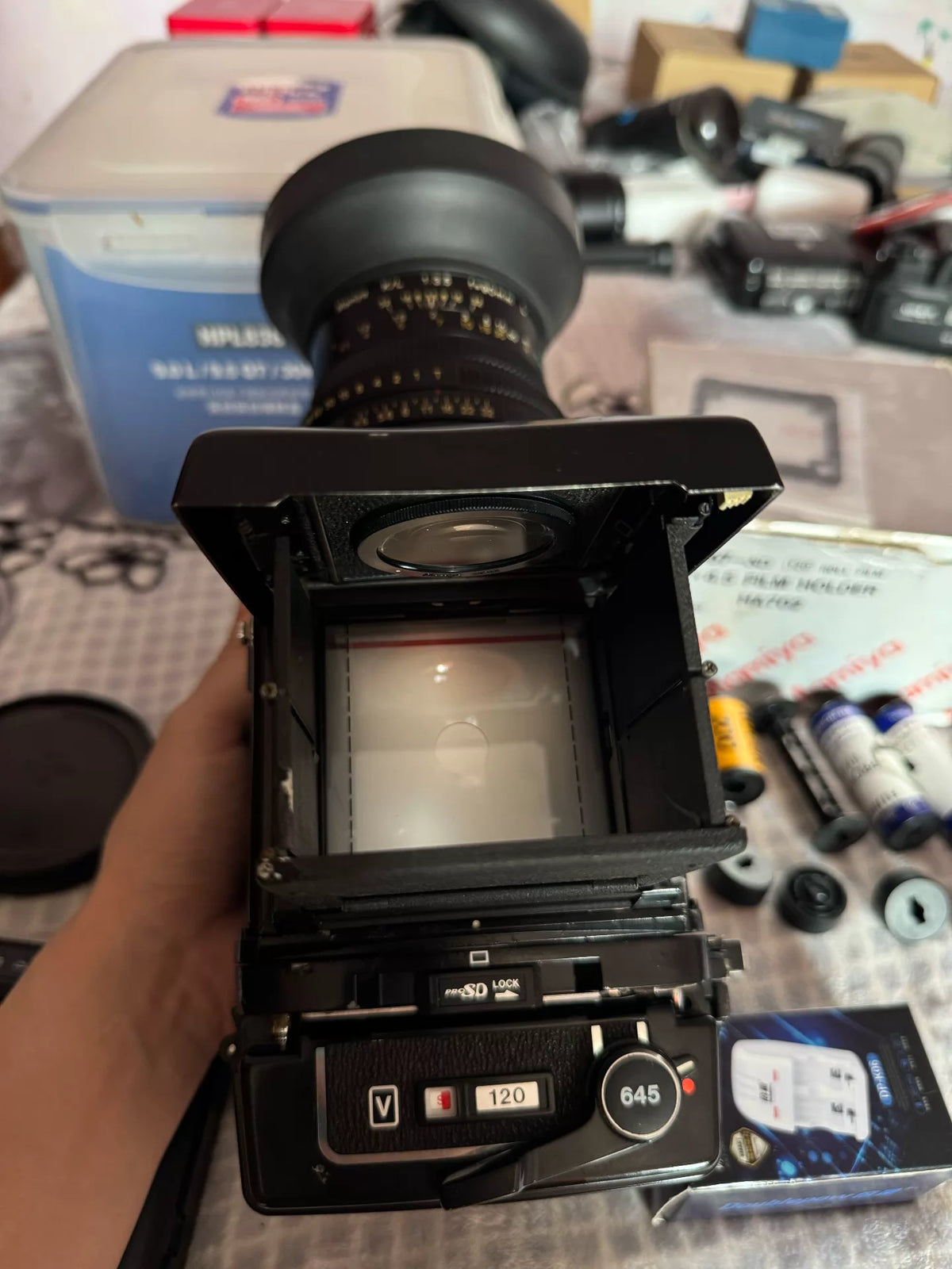 [Pre-owned] Mamiya RB67 Pro SD — with KL 90mm f/3.5, 645 Back and Instant Back