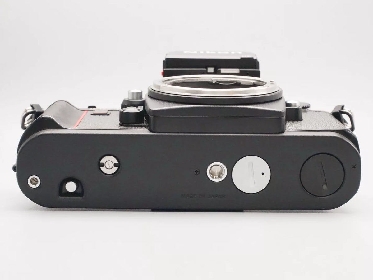 [Pre-owned] Nikon F3/T HP — Black Titanium Body with Box