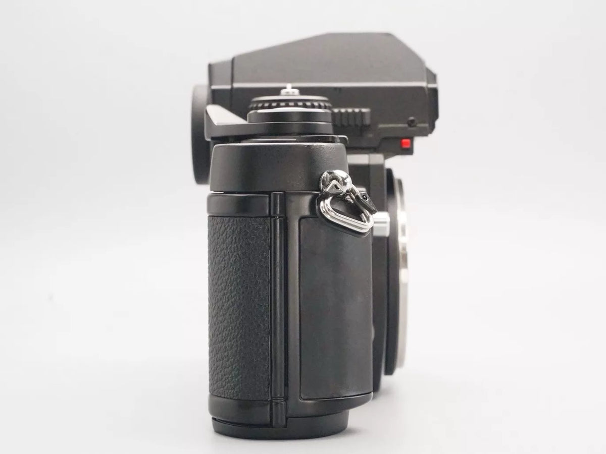 [Pre-owned] Nikon F3/T HP — Black Titanium Body with Box