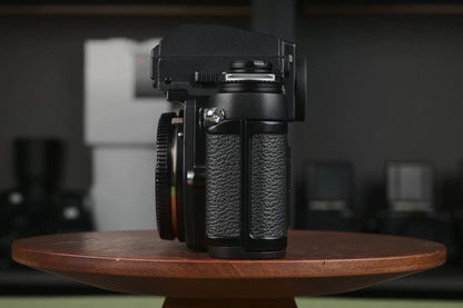 [Pre-owned] Nikon F3/T HP — Titanium Black, Body Only