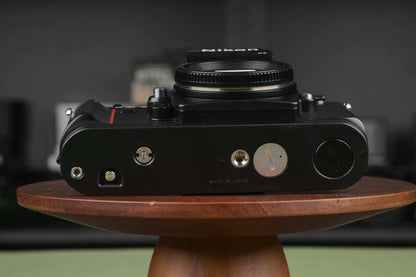 [Pre-owned] Nikon F3/T HP — Titanium Black, Body Only