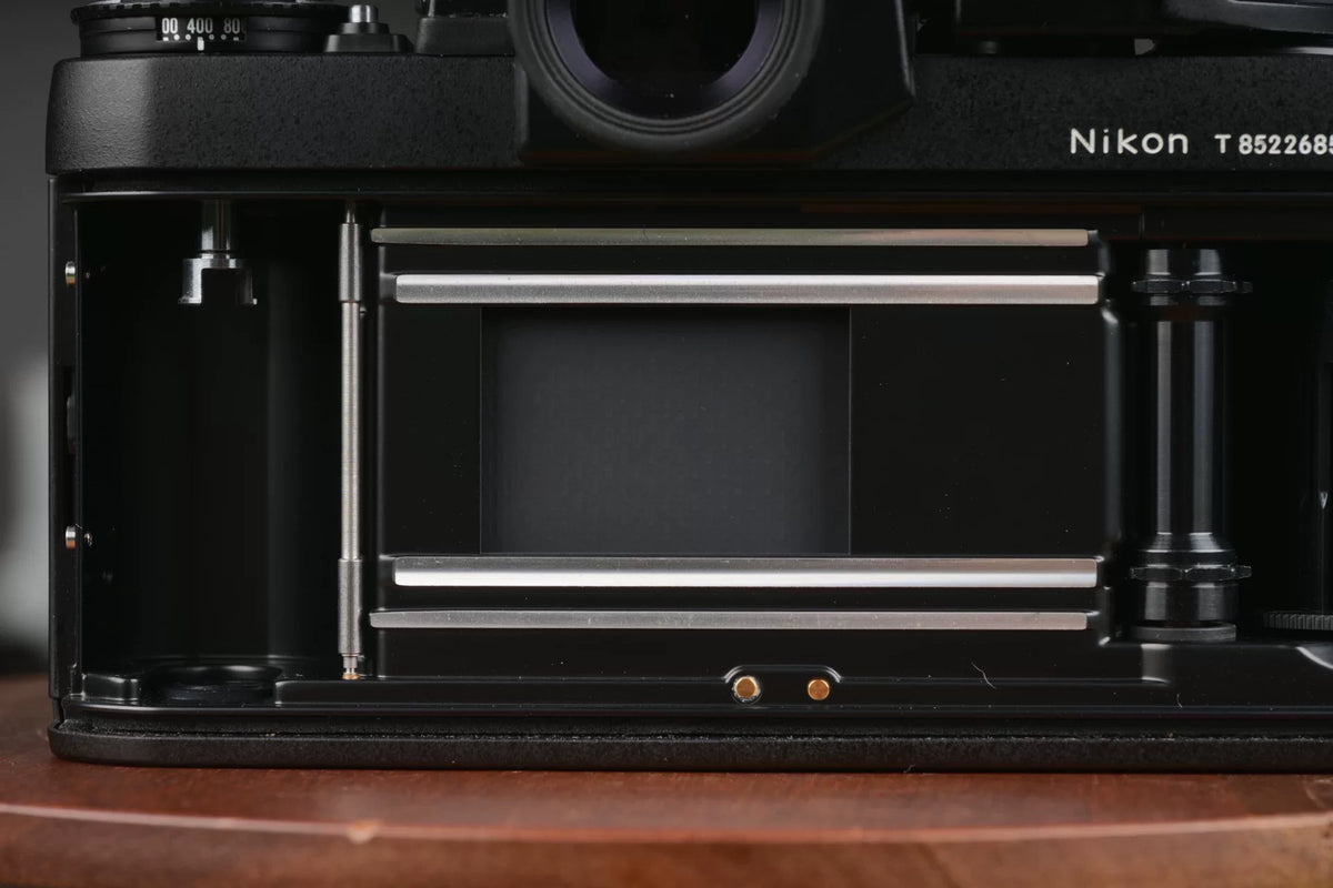 [Pre-owned] Nikon F3/T HP — Titanium Black, Body Only