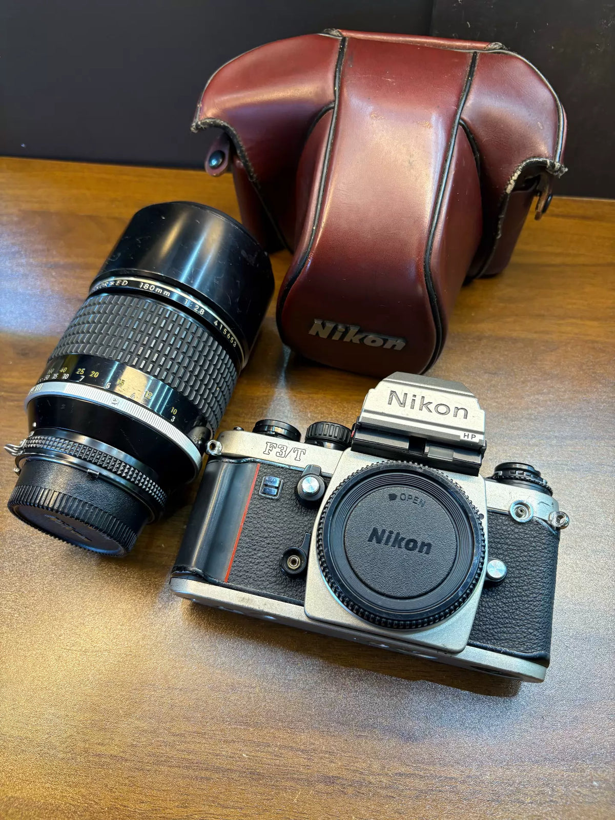 [Pre-owned] Nikon F3/T — with Nikkor ED 180mm f/2.8 Lens