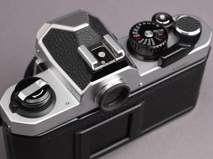 [Pre-owned] Nikon FM2 — Silver Body Only