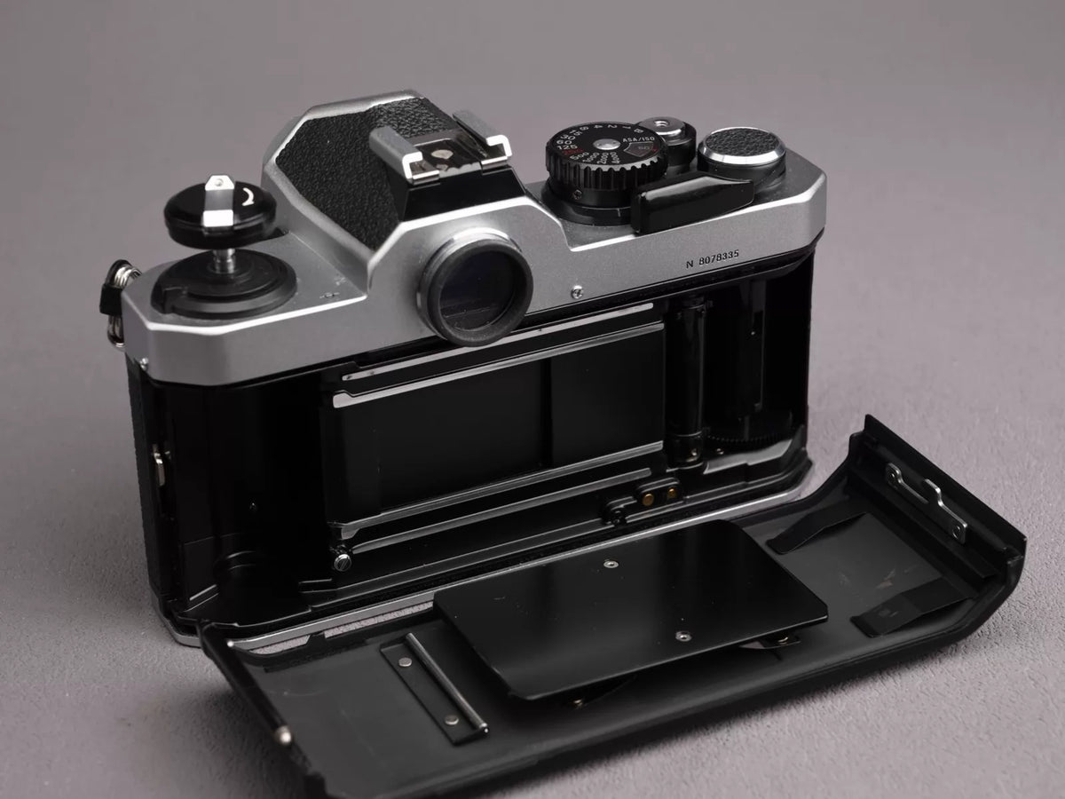 [Pre-owned] Nikon FM2 — Silver Body Only