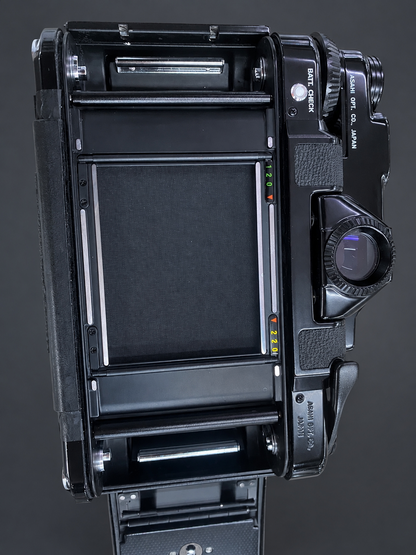 [Pre-owned] Pentax 67 — with SMC Pentax 67 105mm f/2.4 Lens