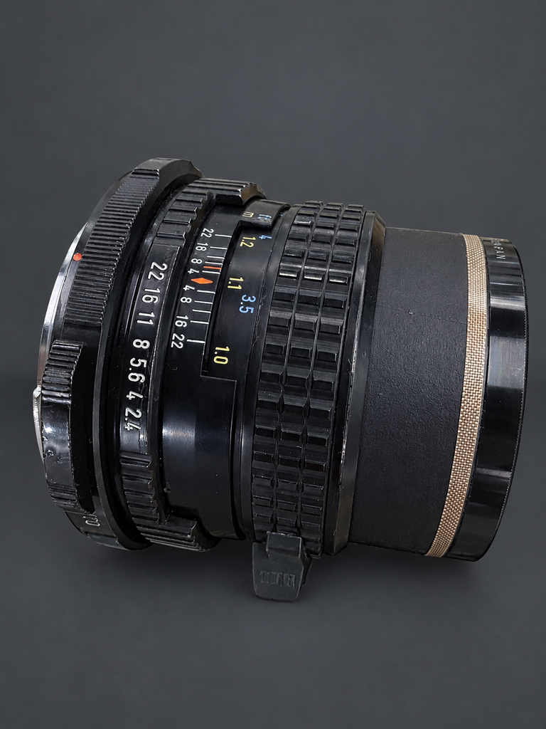 [Pre-owned] Pentax 67 — with SMC Pentax 67 105mm f/2.4 Lens