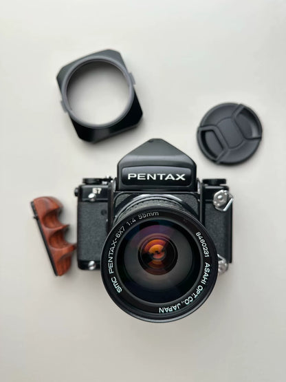 [Pre-owned] Pentax 67 — with SMC Pentax 67 55mm f/4 Lens (Later Version)