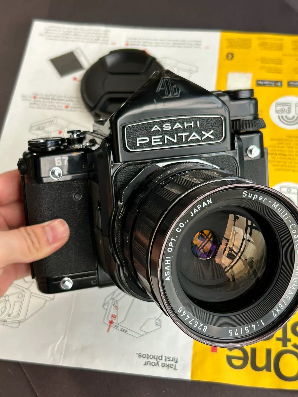 [Pre-owned] Pentax 67 — with SMC Takumar 6x7 75mm f/4.5 Lens
