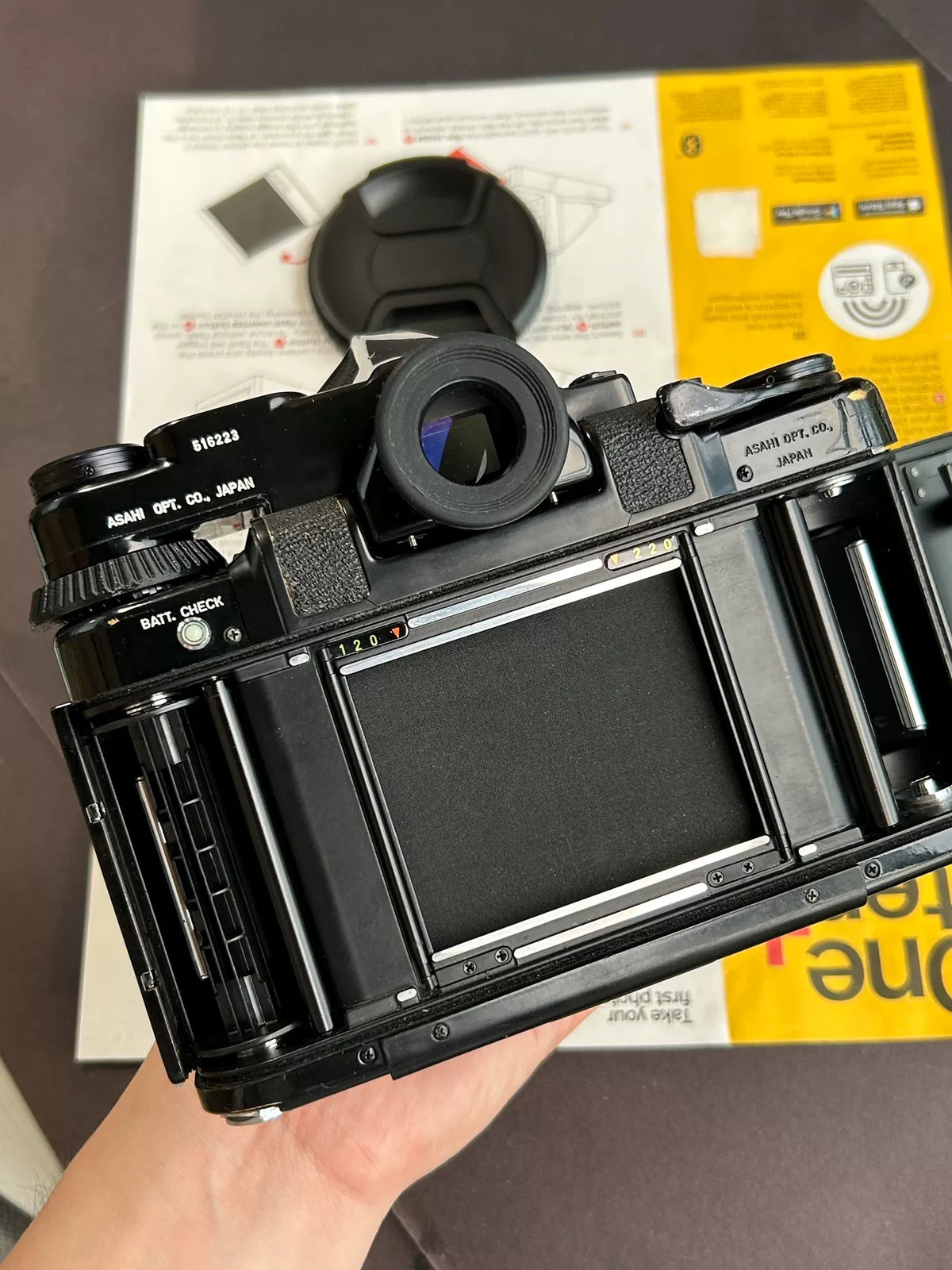 [Pre-owned] Pentax 67 — with SMC Takumar 6x7 75mm f/4.5 Lens